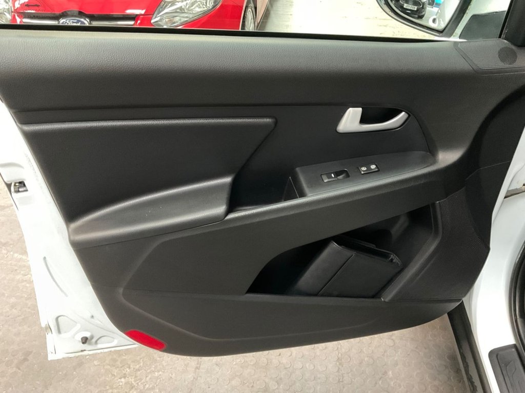 Used Kia Sportage 2011 for sale - 78044236: Photo 33