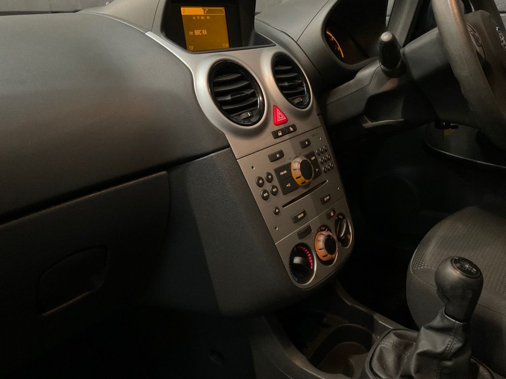 Used Vauxhall Corsa 2011 for sale - 77302170: Photo 34