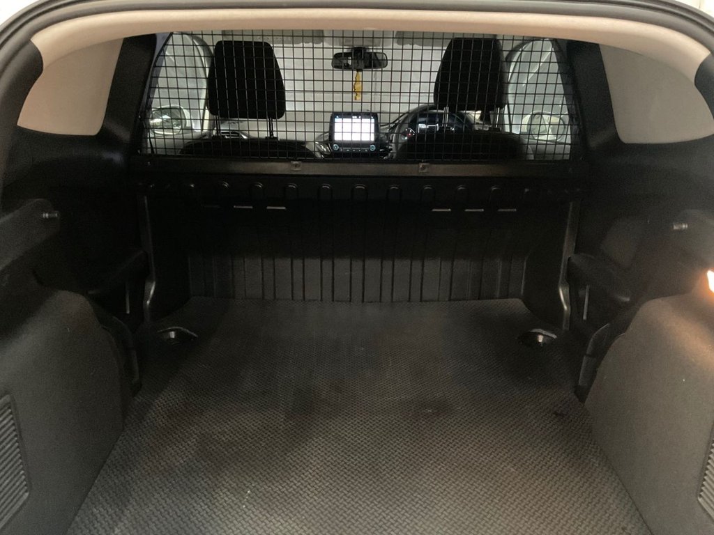 Used Ford Fiesta Van 2022 for sale - 77153165: Photo 40