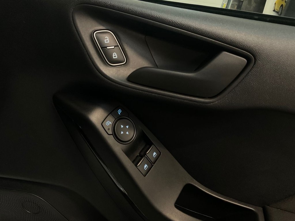 Used Ford Fiesta Van 2022 for sale - 77153165: Photo 43