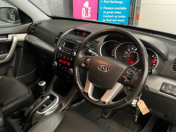 Used Kia Sorento 2010 for sale - 76185061: Photo 24
