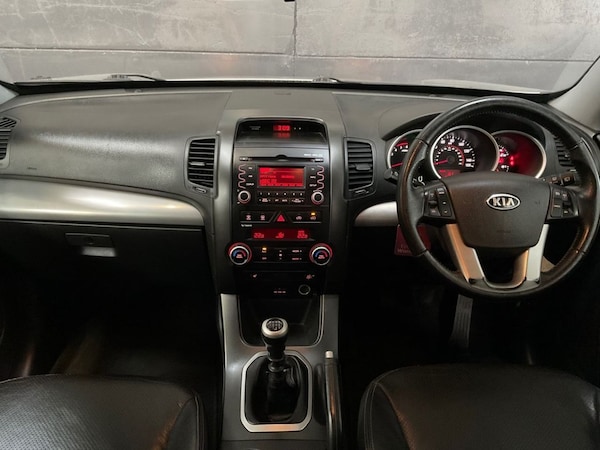 Used Kia Sorento 2010 for sale - 76185061: Photo 25