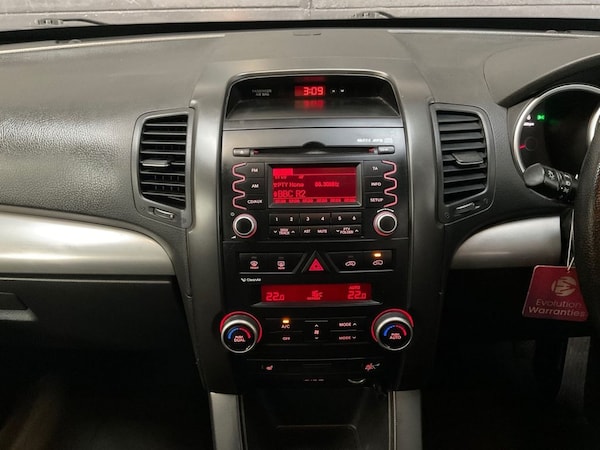Used Kia Sorento 2010 for sale - 76185061: Photo 26