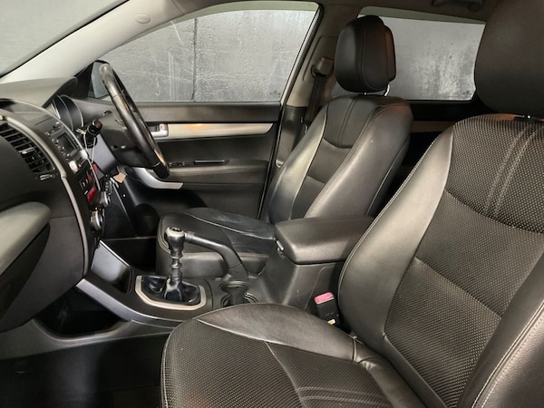 Used Kia Sorento 2010 for sale - 76185061: Photo 31