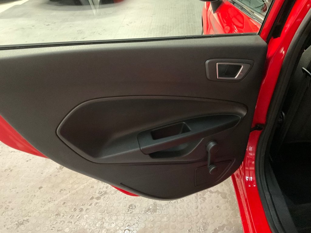 Used Ford Fiesta 2016 for sale - 77287979: Photo 47