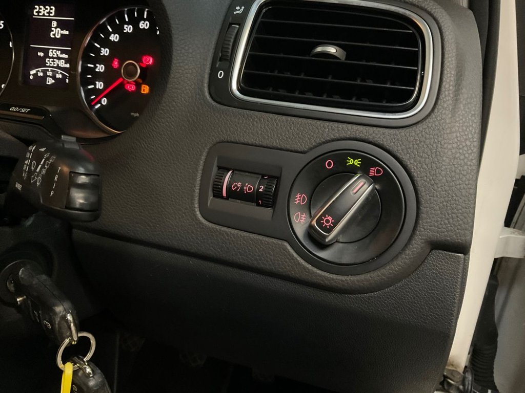 Used Volkswagen Polo 2013 for sale - 77806275: Photo 43