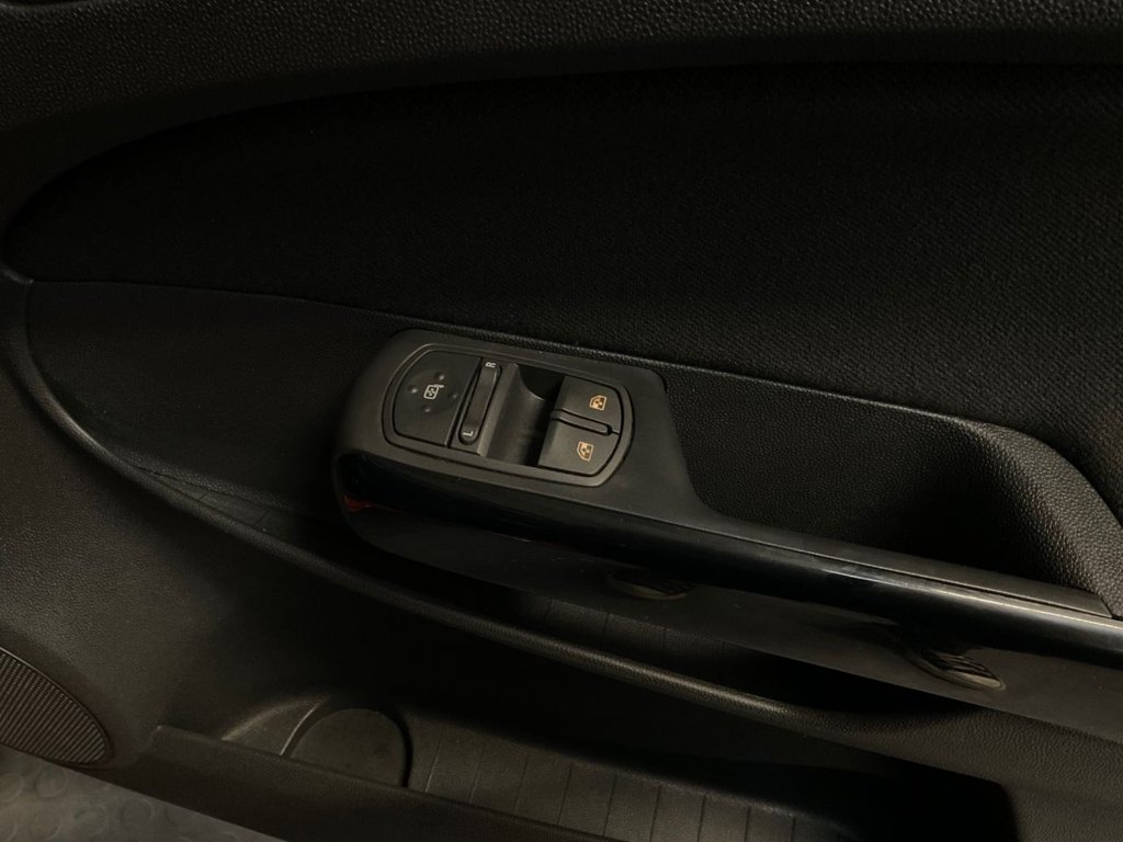 Used Vauxhall Corsa 2014 for sale - 77065193: Photo 26