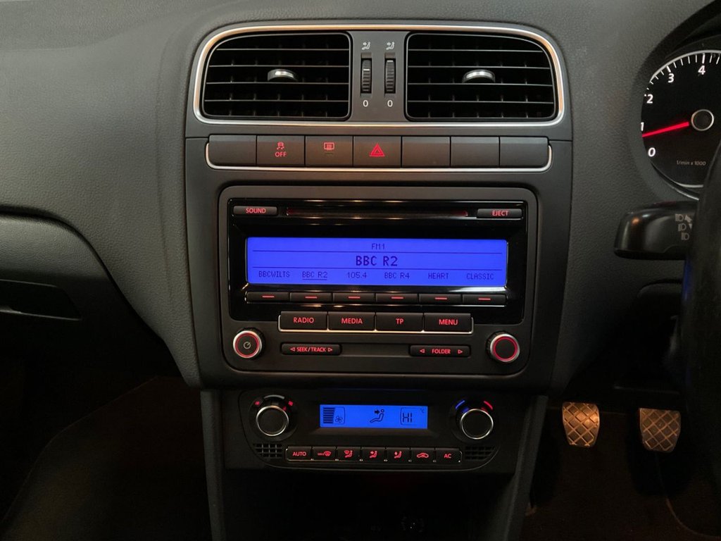 Used Volkswagen Polo 2010 for sale - 77275742: Photo 29