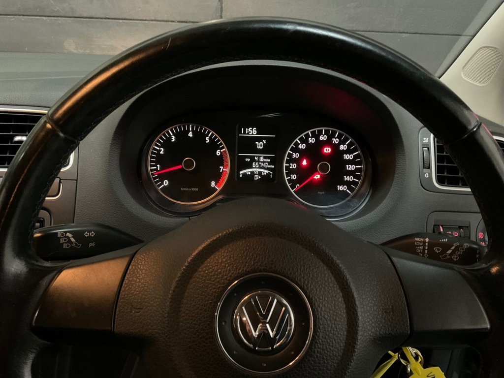 Used Volkswagen Polo 2010 for sale - 77275742: Photo 31