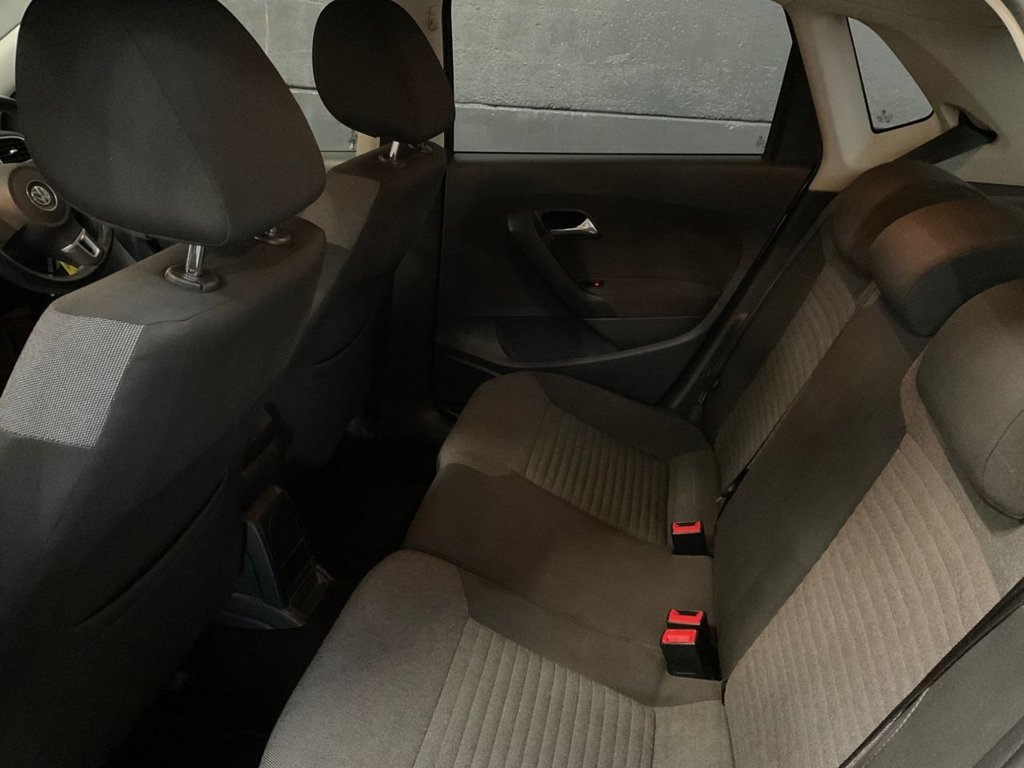 Used Volkswagen Polo 2010 for sale - 77275742: Photo 33