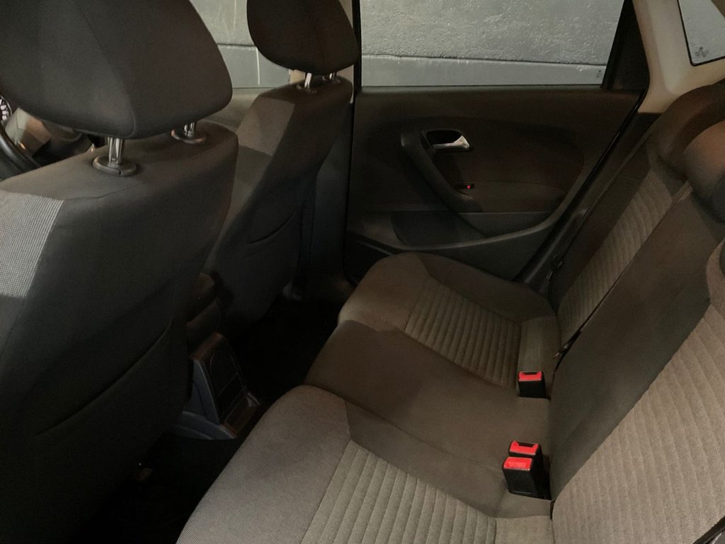 Used Volkswagen Polo 2010 for sale - 77275742: Photo 34