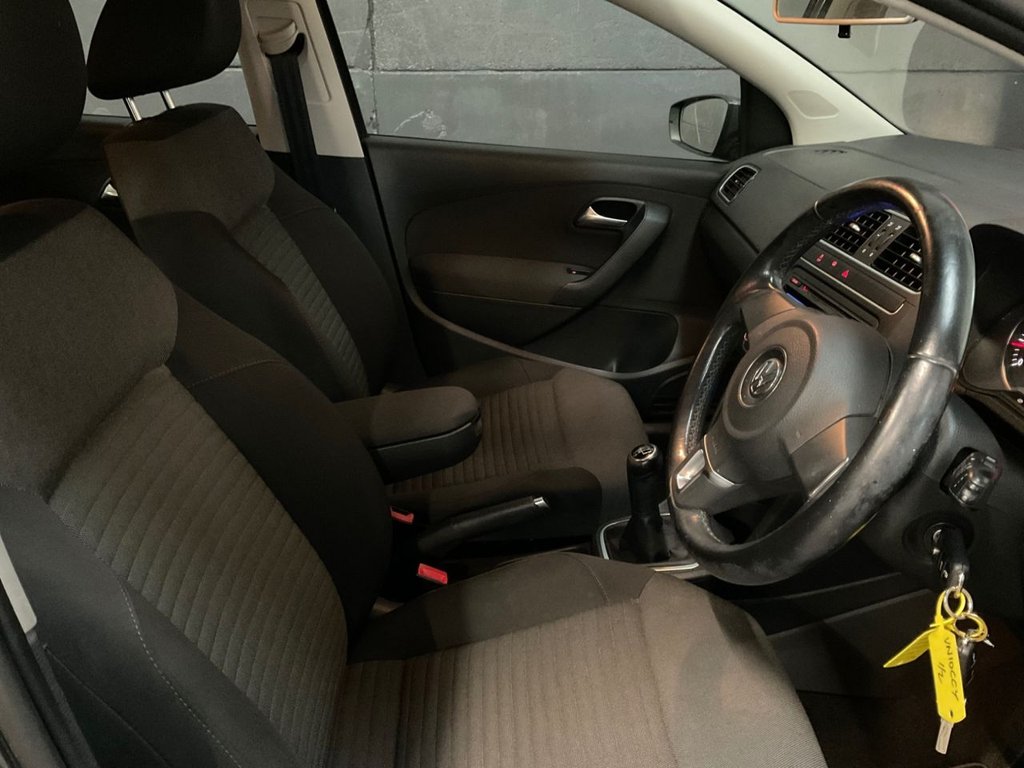 Used Volkswagen Polo 2010 for sale - 77275742: Photo 36