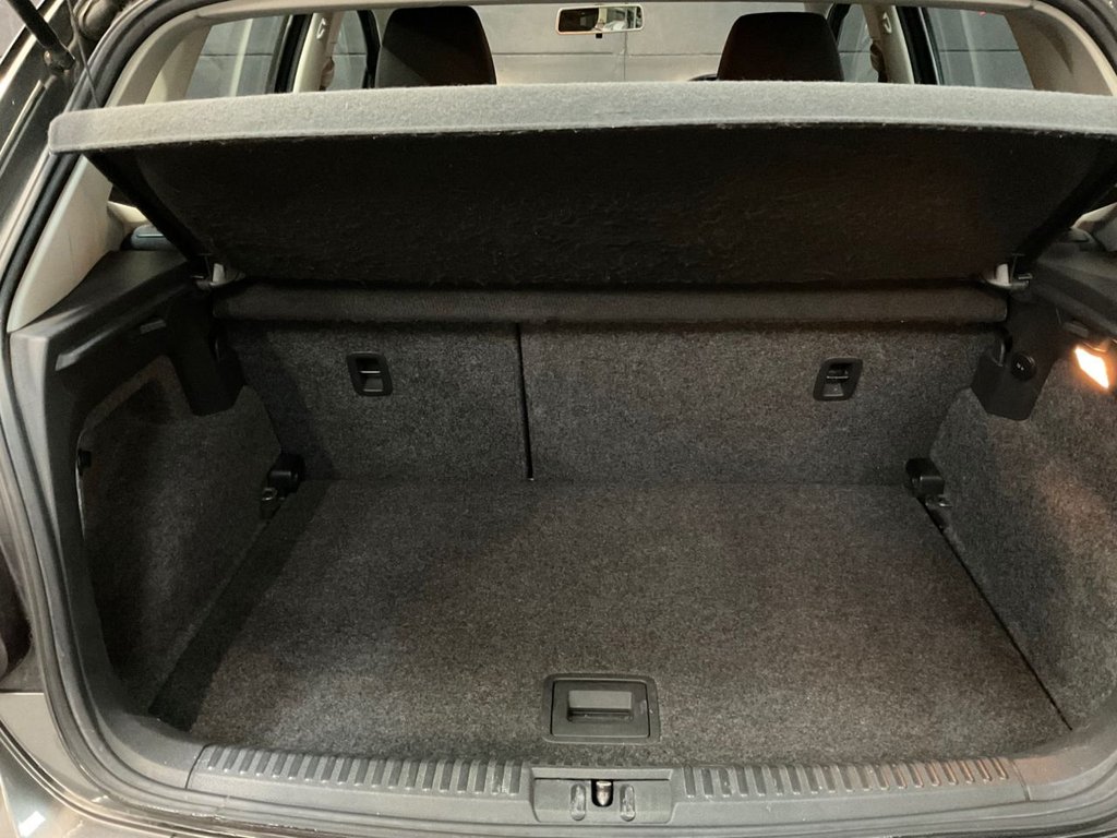 Used Volkswagen Polo 2010 for sale - 77275742: Photo 44