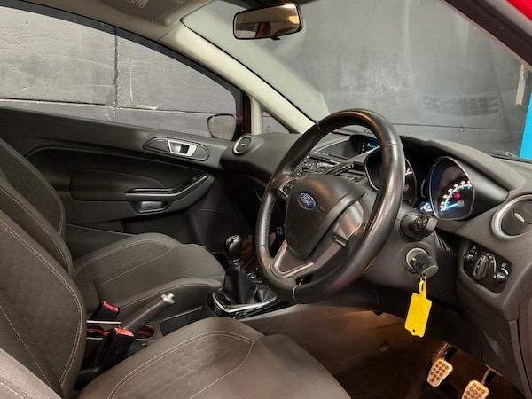 Used Ford Fiesta 2014 for sale - 75275422: Photo 21