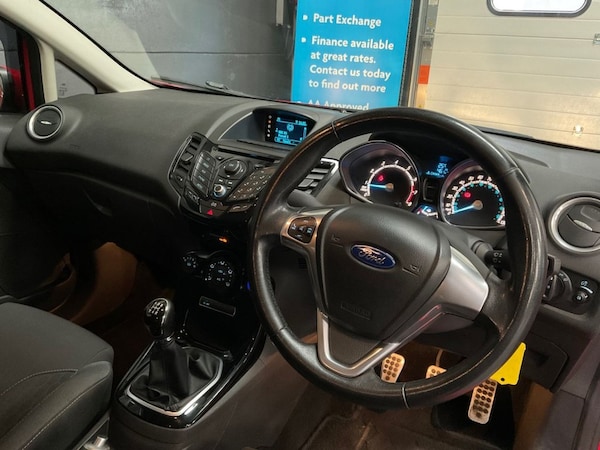 Used Ford Fiesta 2014 for sale - 75275422: Photo 25