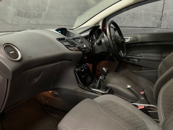 Used Ford Fiesta 2014 for sale - 75275422: Photo 36