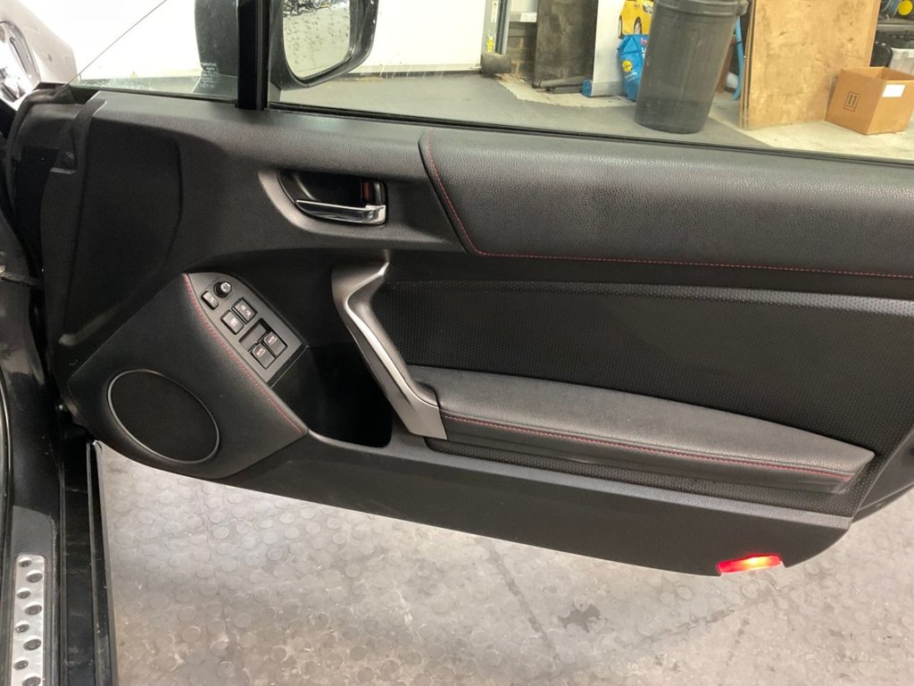 Used Toyota GT86 2012 for sale - 77792181: Photo 38