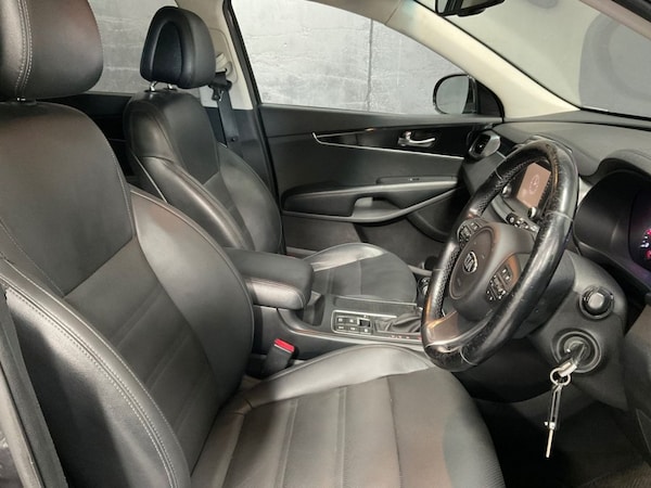 Used Kia Sorento 2016 for sale - 75653970: Photo 33