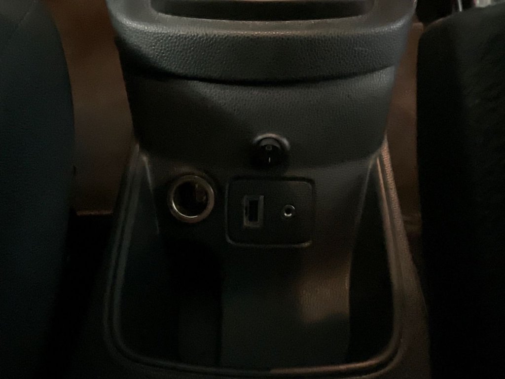 Used Ford Fiesta 2010 for sale - 76867581: Photo 28