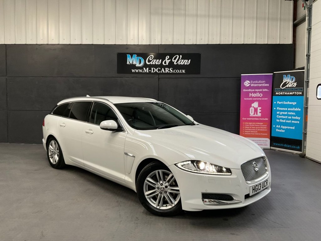 Used Jaguar XF 2013 for sale - 76356389: Photo 2