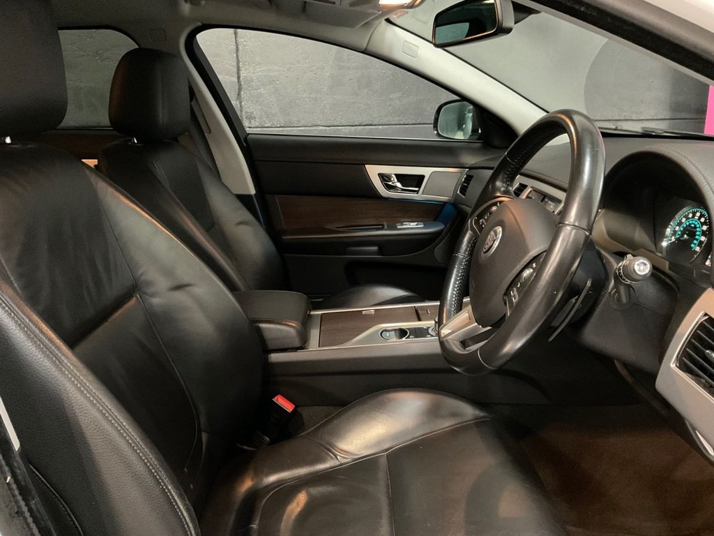 Used Jaguar XF 2013 for sale - 76356389: Photo 25