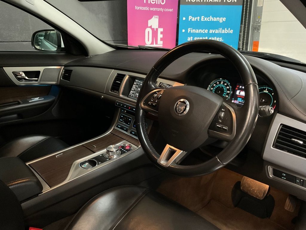 Used Jaguar XF 2013 for sale - 76356389: Photo 27