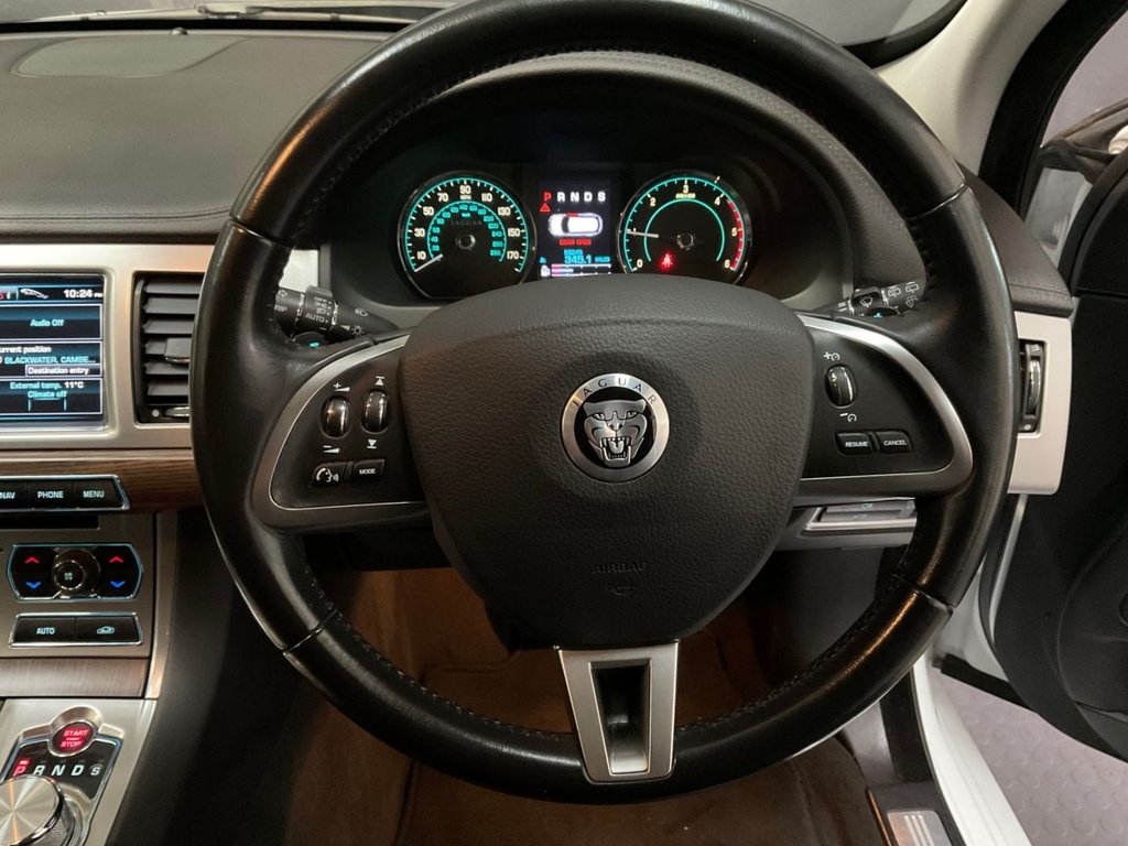 Used Jaguar XF 2013 for sale - 76356389: Photo 34