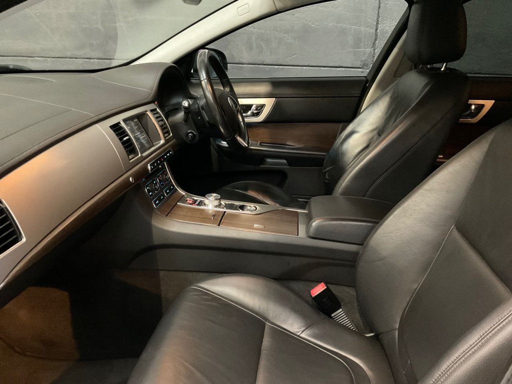 Used Jaguar XF 2013 for sale - 76356389: Photo 36