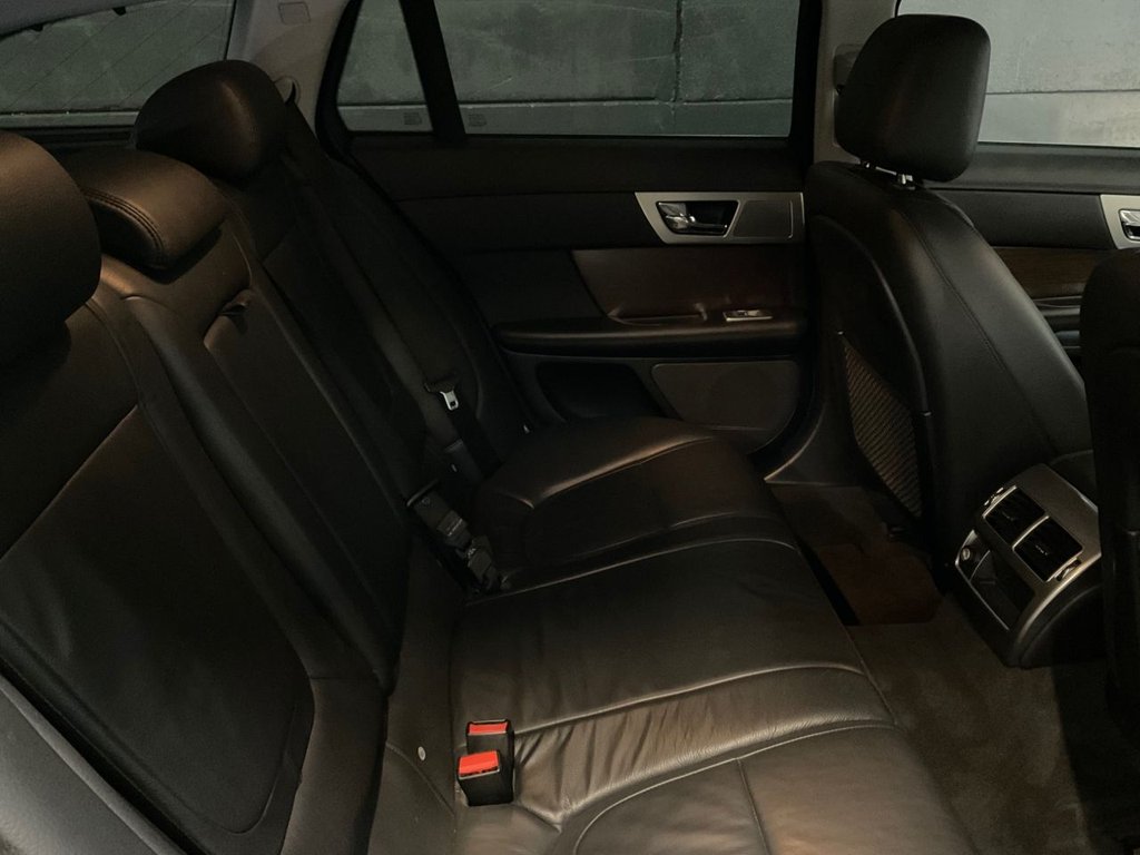 Used Jaguar XF 2013 for sale - 76356389: Photo 43