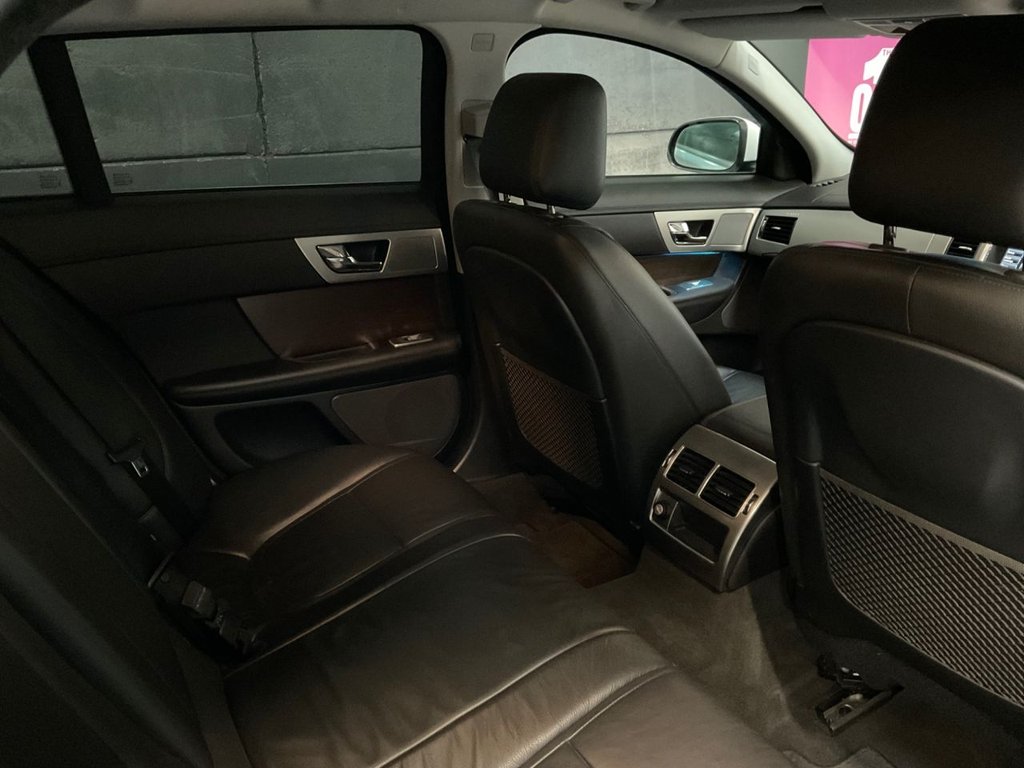 Used Jaguar XF 2013 for sale - 76356389: Photo 45