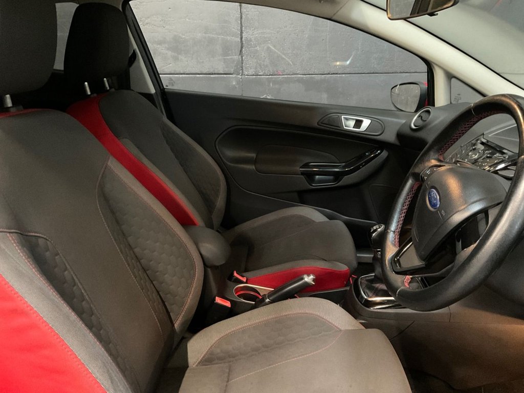 Used Ford Fiesta 2016 for sale - 77680242: Photo 25