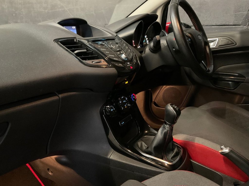 Used Ford Fiesta 2016 for sale - 77680242: Photo 38