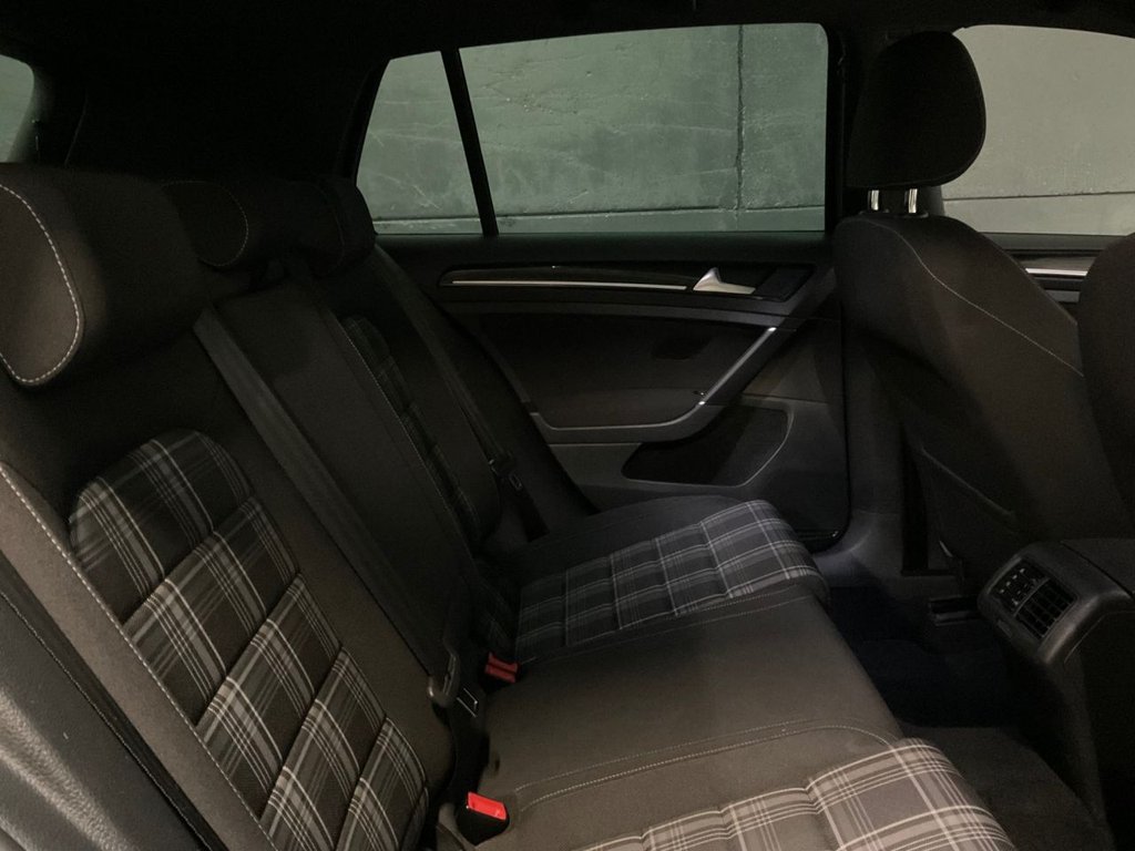 Used Volkswagen Golf 2016 for sale - 77421842: Photo 44