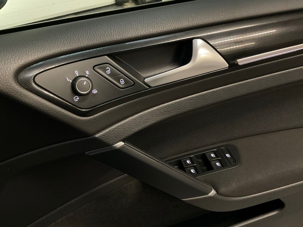 Used Volkswagen Golf 2016 for sale - 77421842: Photo 47