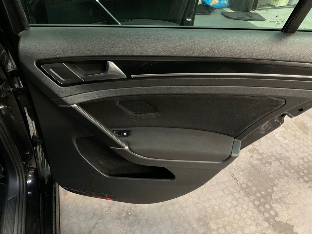 Used Volkswagen Golf 2016 for sale - 77421842: Photo 50