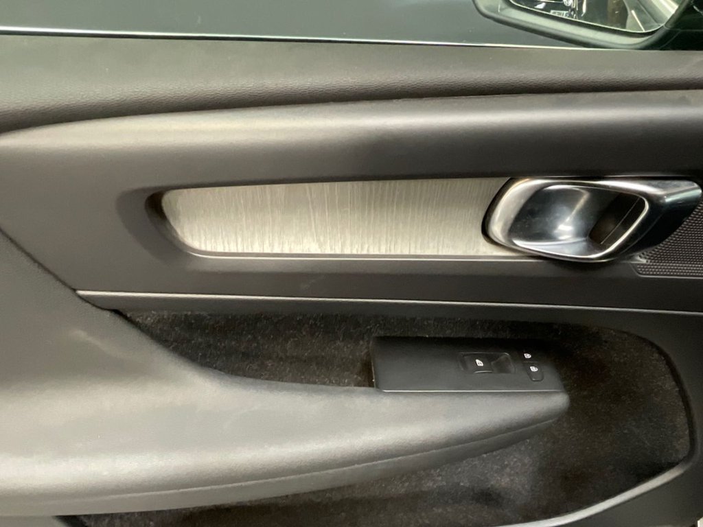 Used Volvo XC40 2018 for sale - 76417954: Photo 20