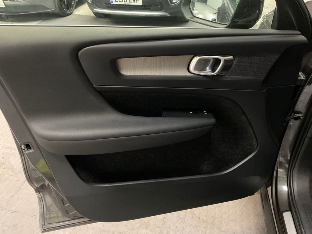 Used Volvo XC40 2018 for sale - 76417954: Photo 47