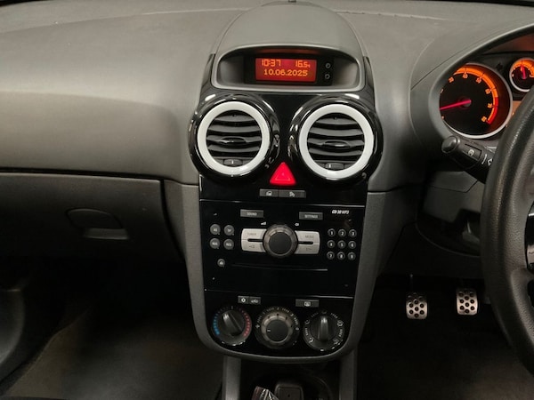 Used Vauxhall Corsa 2012 for sale - 75675899: Photo 21