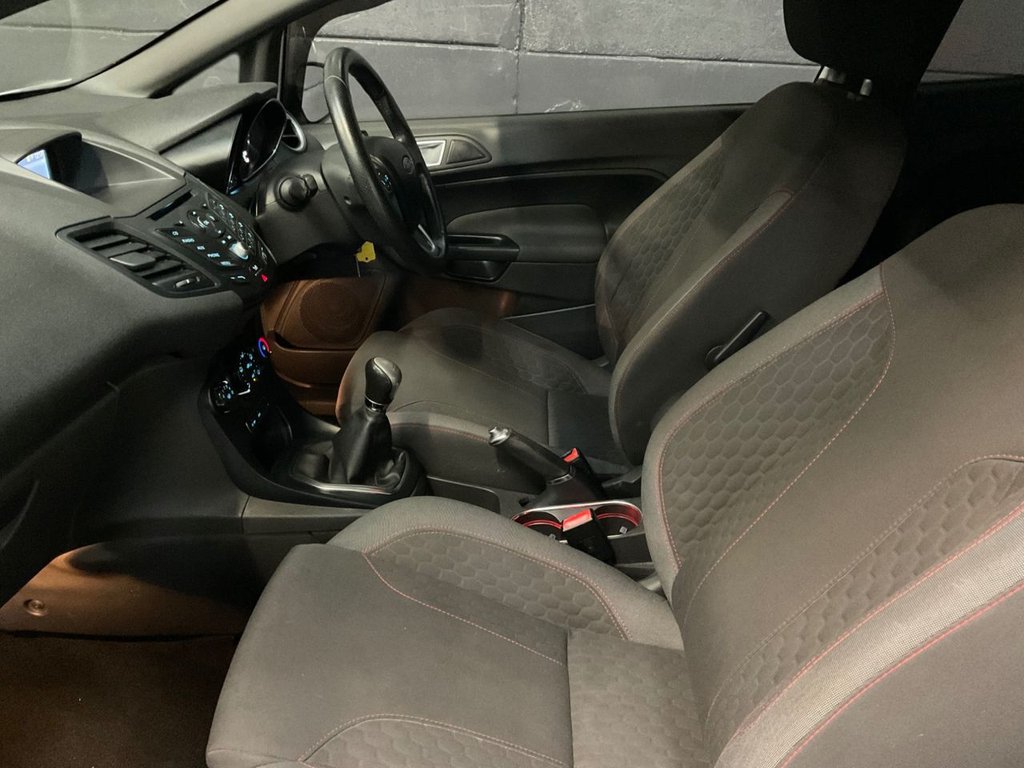 Used Ford Fiesta 2017 for sale - 77301831: Photo 32