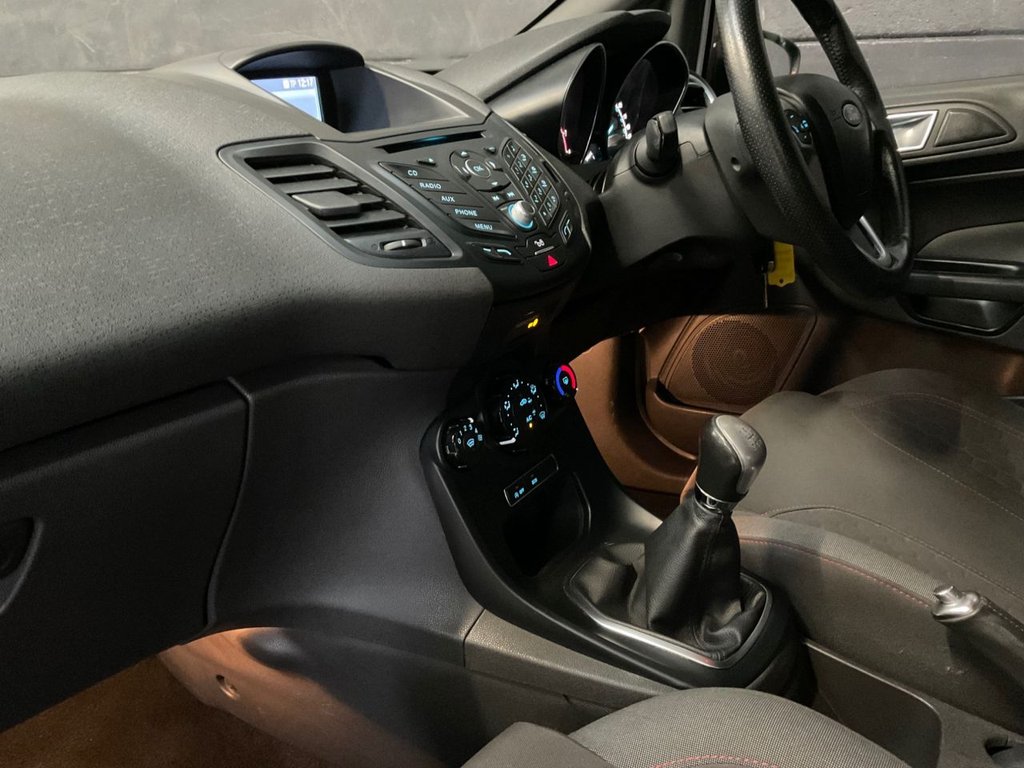 Used Ford Fiesta 2017 for sale - 77301831: Photo 34