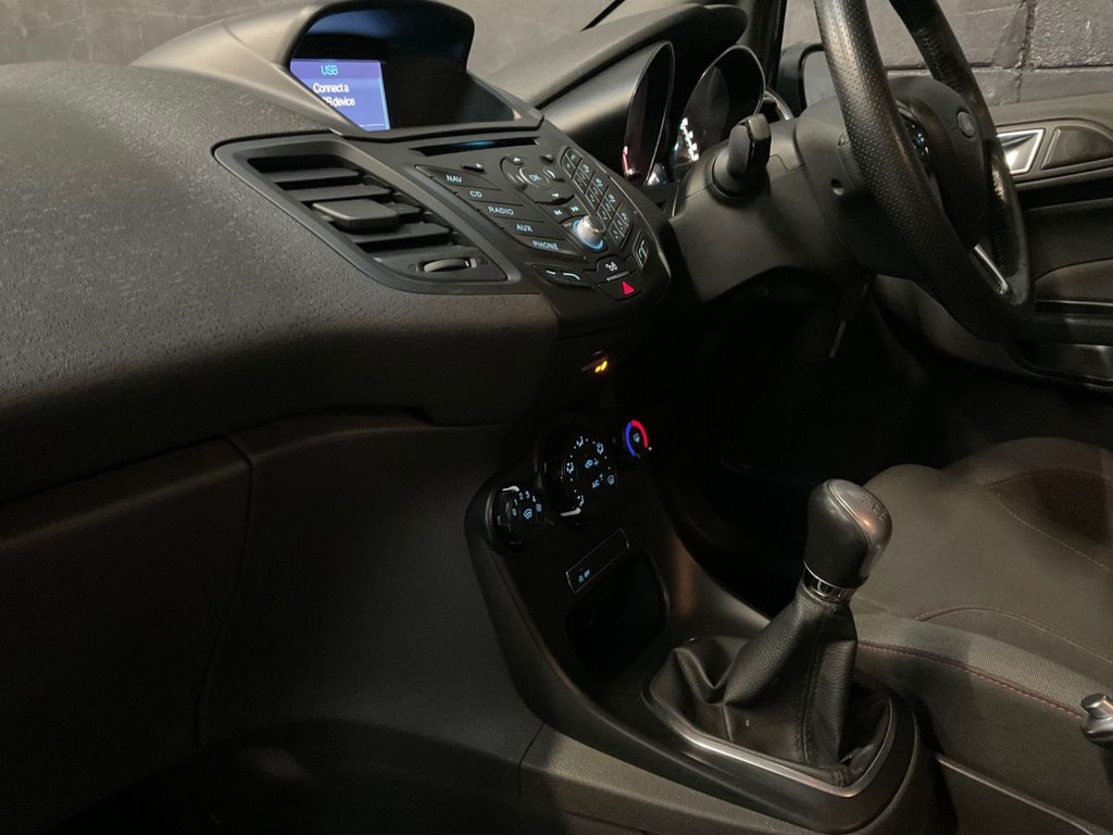 Used Ford Fiesta 2016 for sale - 77368997: Photo 37