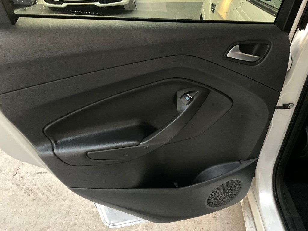 Used Ford Kuga 2017 for sale - 76632291: Photo 50