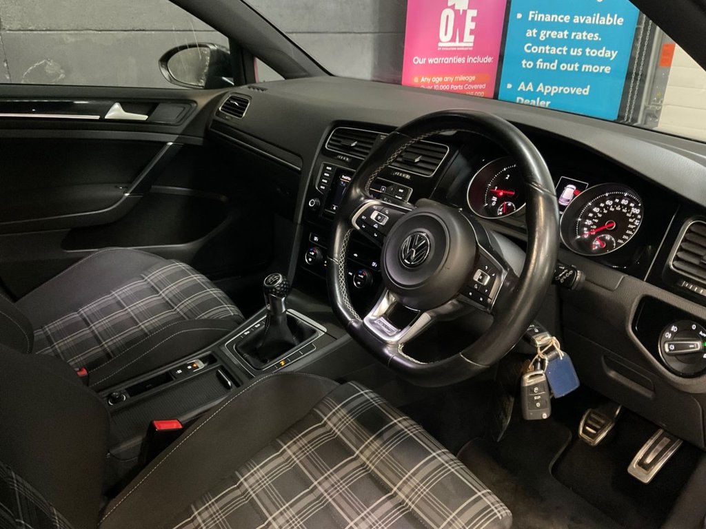 Used Volkswagen Golf 2014 for sale - 76469804: Photo 27