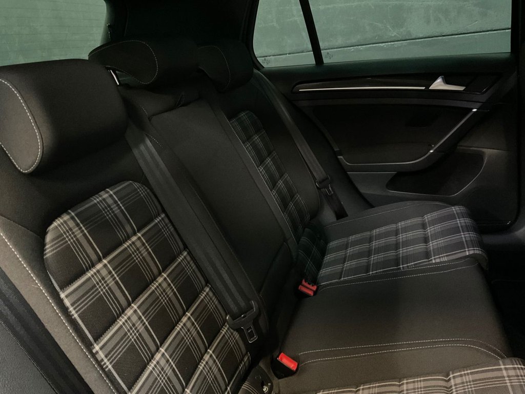 Used Volkswagen Golf 2014 for sale - 76469804: Photo 43