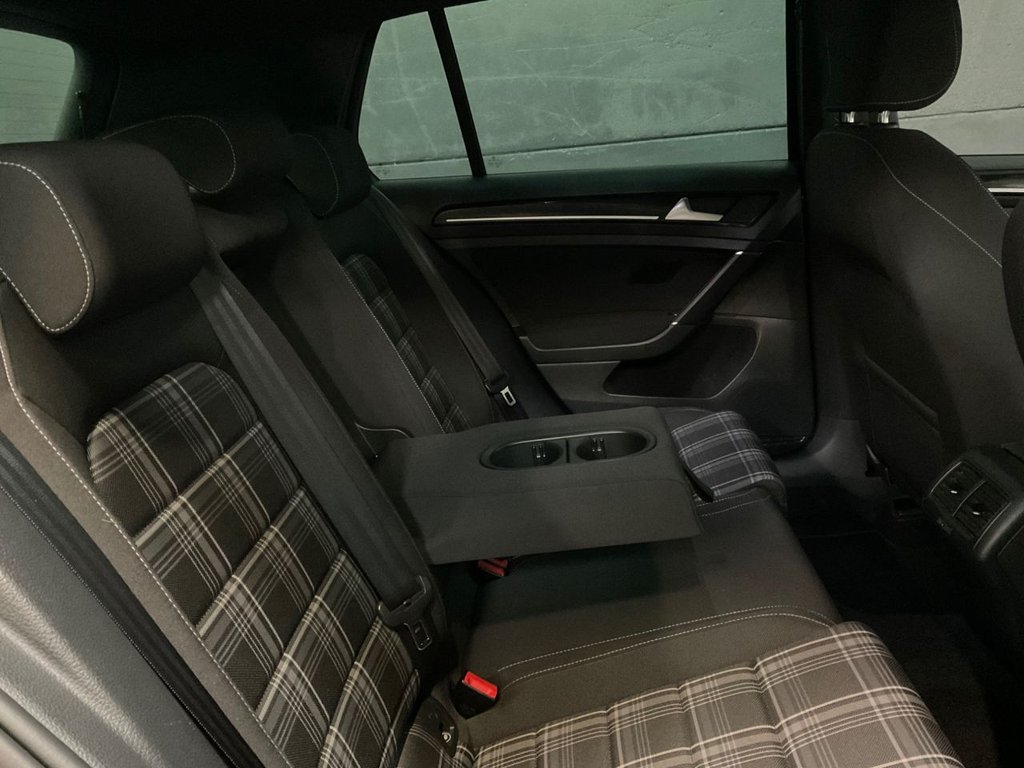 Used Volkswagen Golf 2014 for sale - 76469804: Photo 44