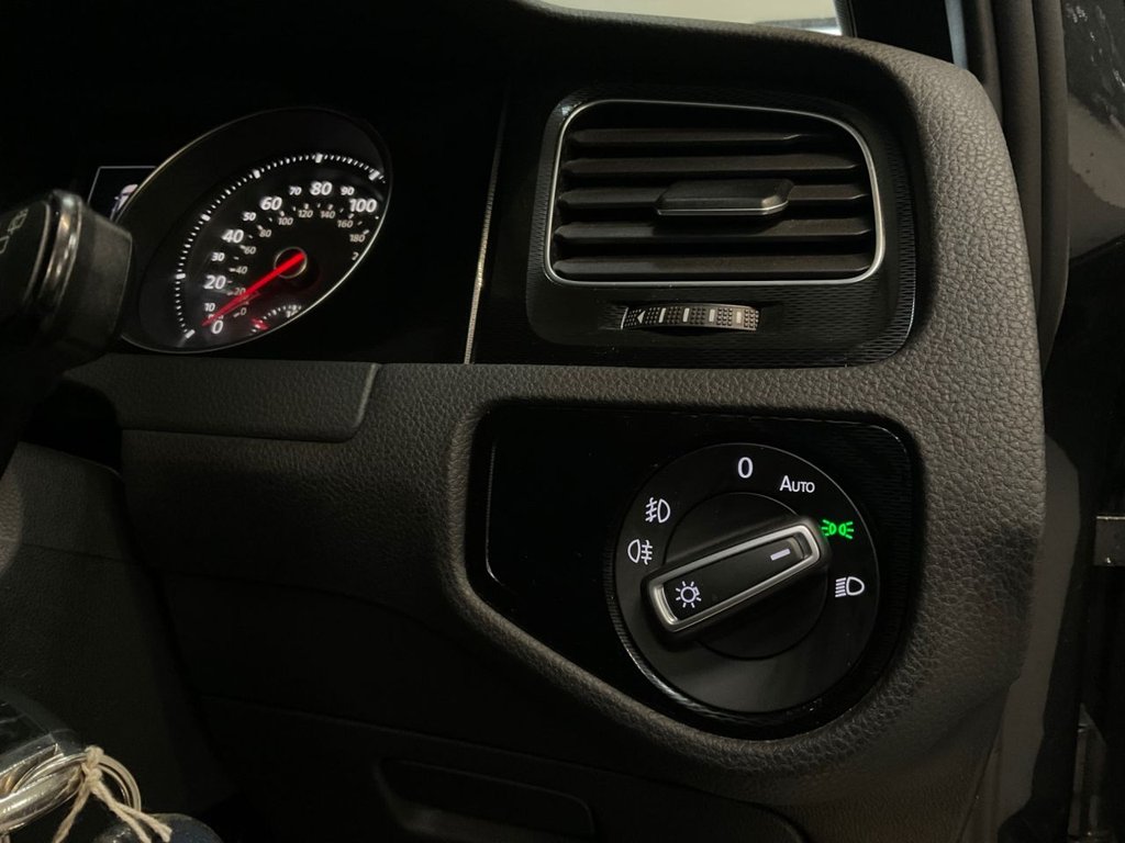 Used Volkswagen Golf 2014 for sale - 76469804: Photo 48