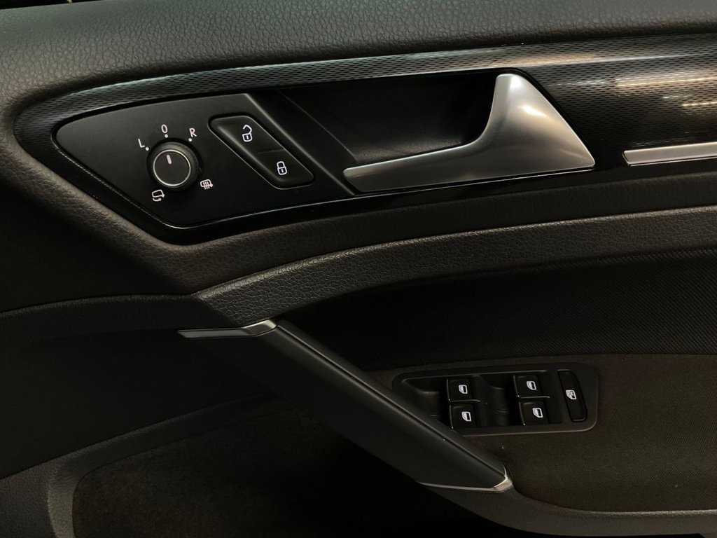 Used Volkswagen Golf 2014 for sale - 76469804: Photo 50