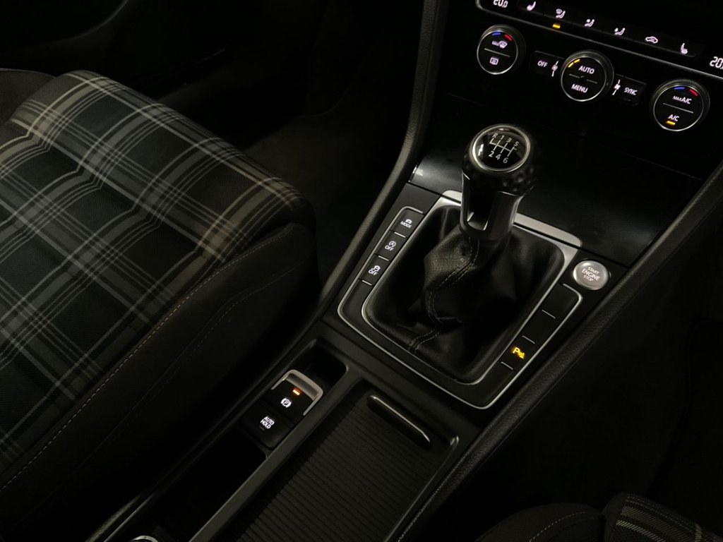 Used Volkswagen Golf 2016 for sale - 77507717: Photo 34