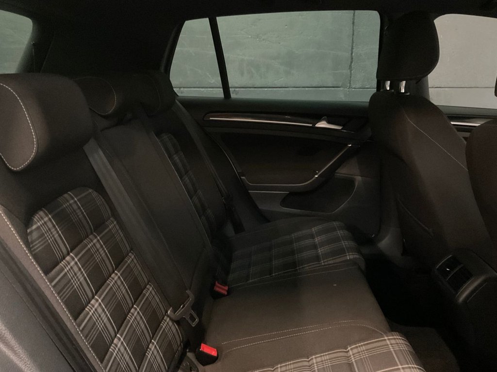 Used Volkswagen Golf 2016 for sale - 77507717: Photo 42