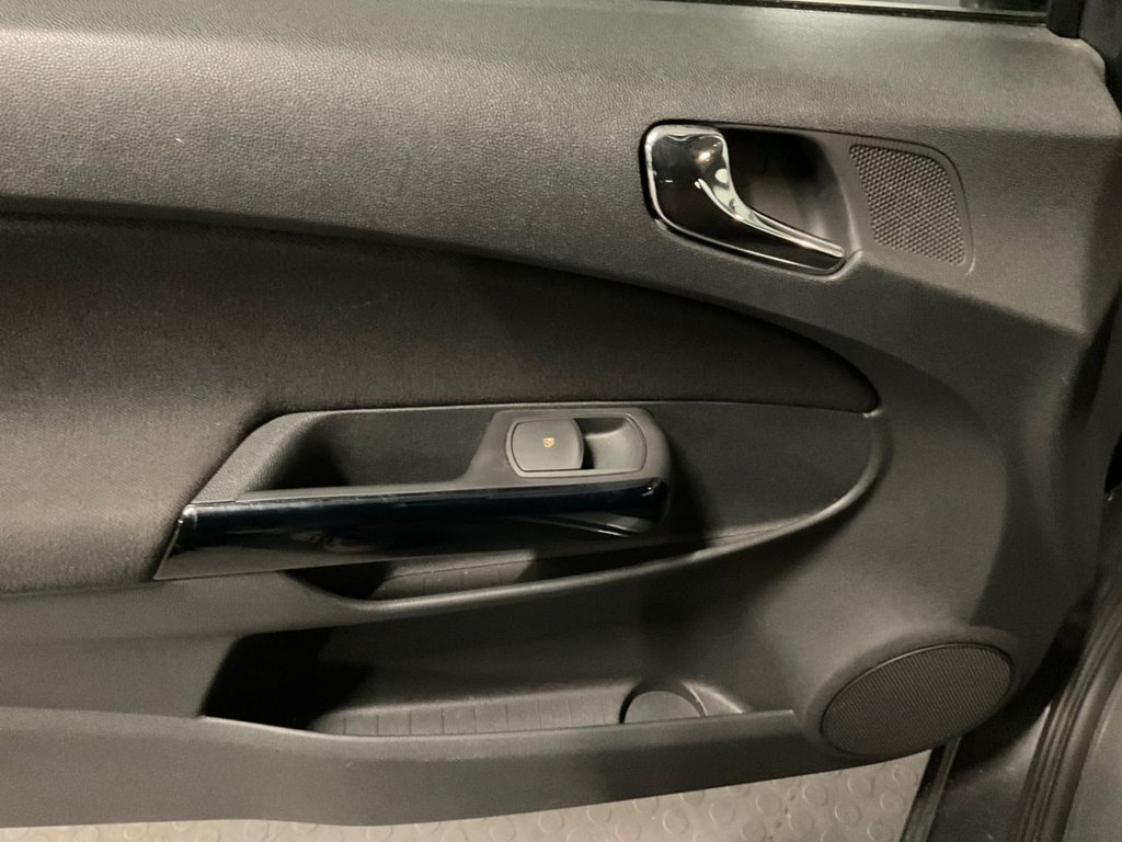 Used Vauxhall Corsa 2011 for sale - 77065123: Photo 30